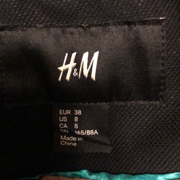 H & M Black Jacket - Picture 6 of 6